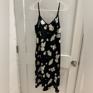 Club Monaco Size 4 Silk Midi
